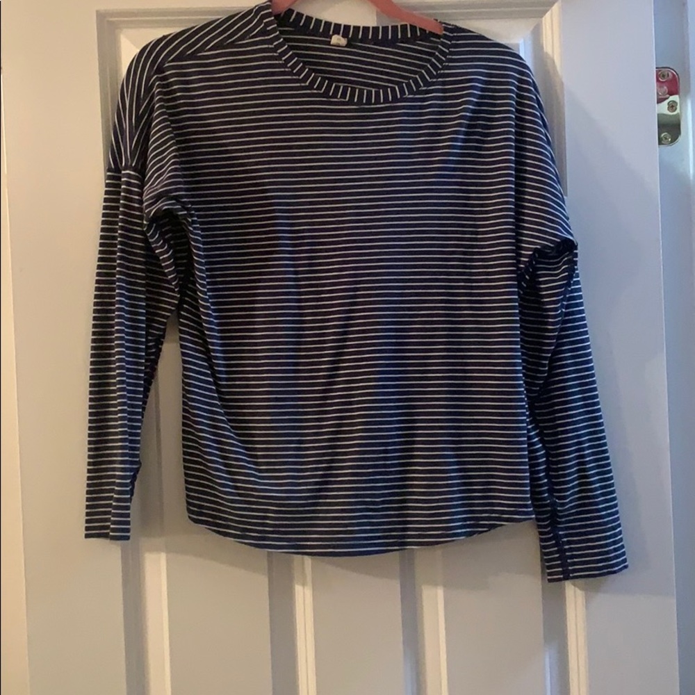 Lululemon long sleeve shirt